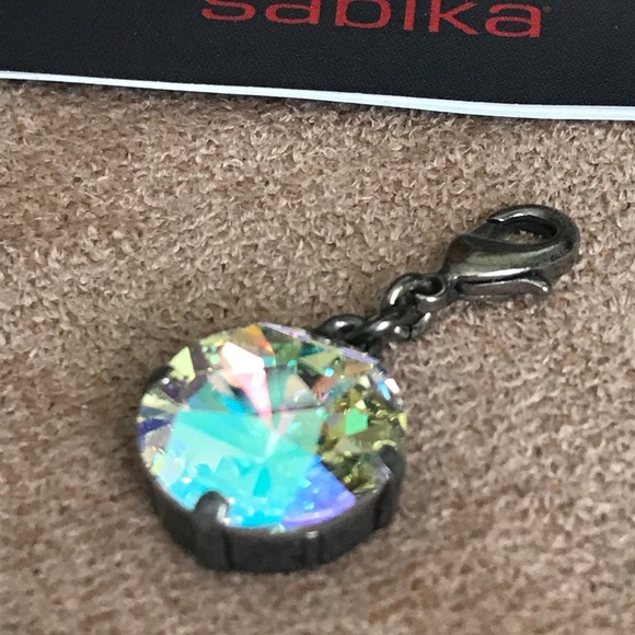 Sabika Charm - BRAND NEW! - Picture 3 of 3
